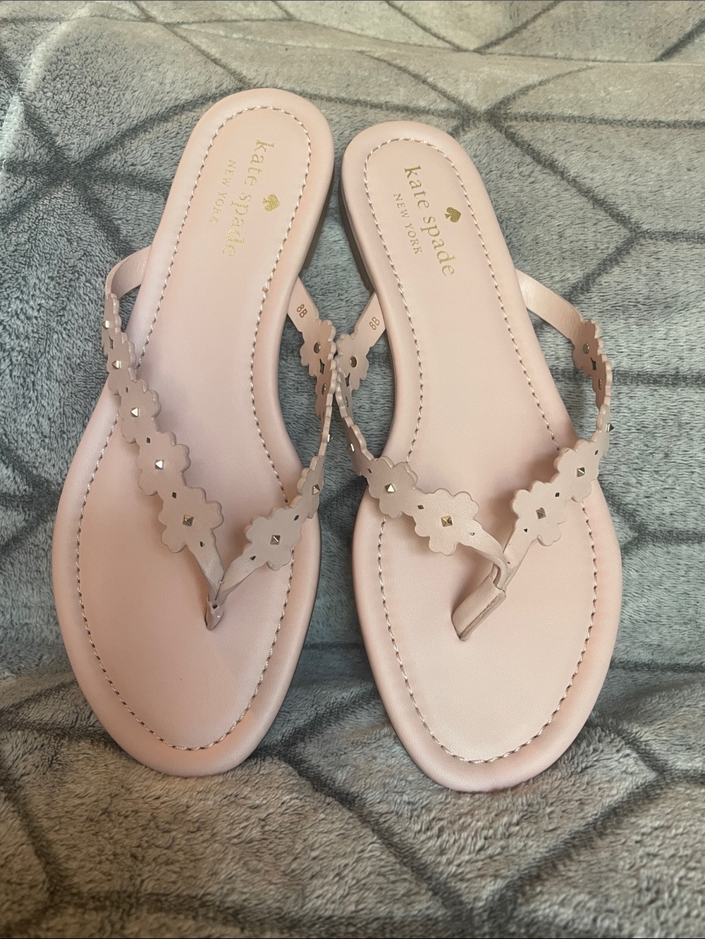 Kate Spade Daisy Blush Pink (rose smoke) Floral Cutout Leather Thong Sandals